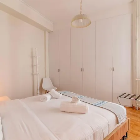Mamma Mia Art House 3bdr 3 Bthr Apartment *