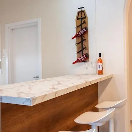 Apartment Mamma Mia Art House 3bdr 3 Bthr Athens